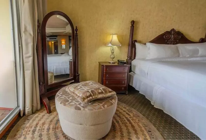 בית מלון כפרי Plaza San Martin