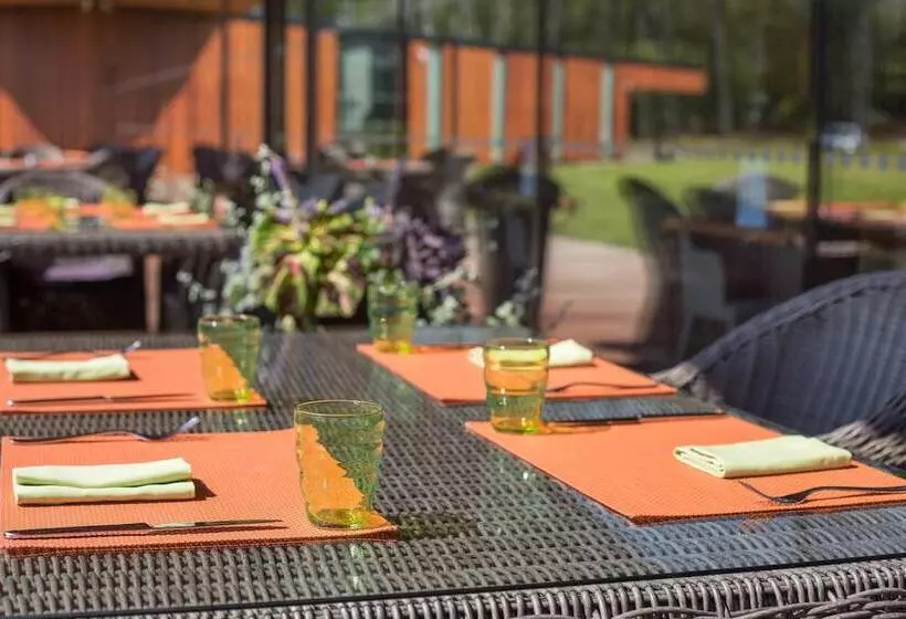 هتل Vilnius Grand Resort