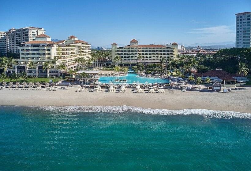 Marriott Puerto Vallarta Resort & Spa