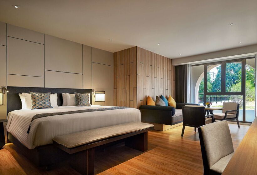 Parkroyal Penang Resort