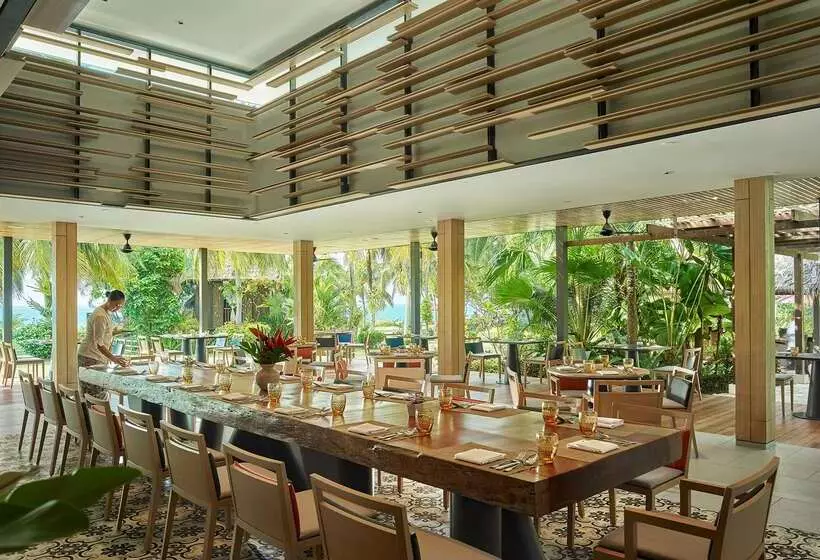 Parkroyal Penang Resort