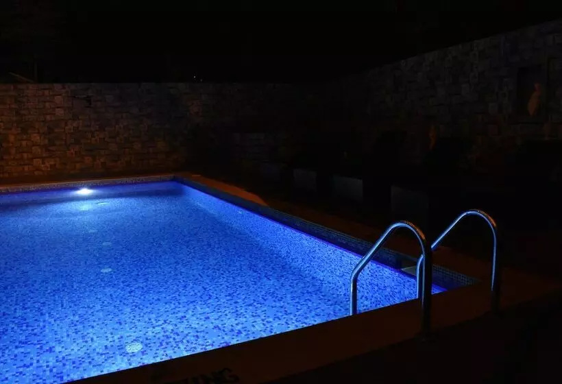 استراحتگاه Calangute Grande