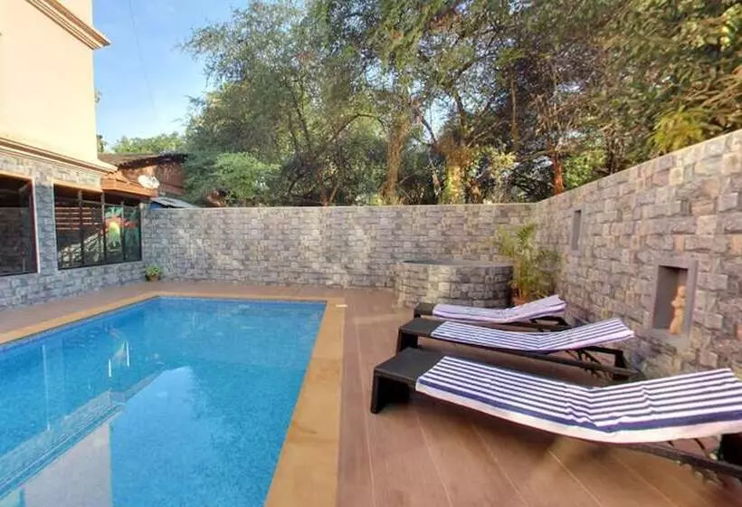 استراحتگاه Calangute Grande