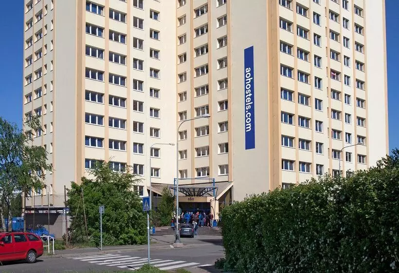 Hotel a&o Prague Metro Strizkov