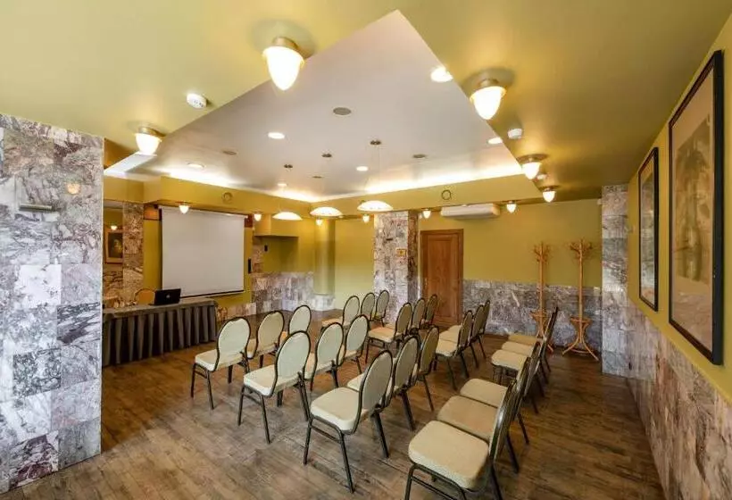 هتل Best Western Vilnius