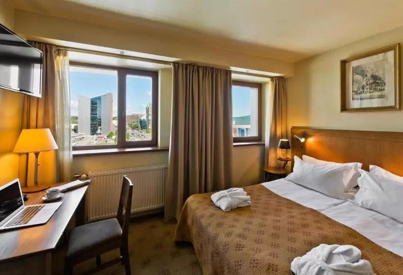 هتل Best Western Vilnius