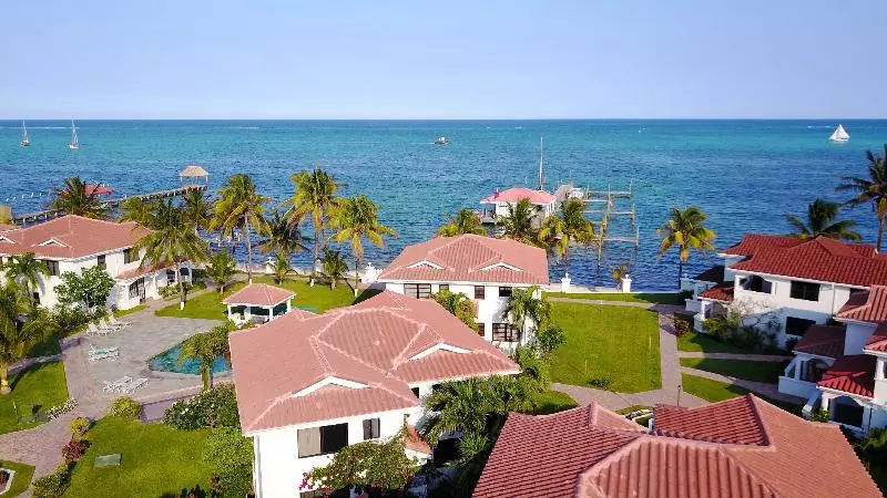 בית מלון כפרי Isla Bonita Yacht Club