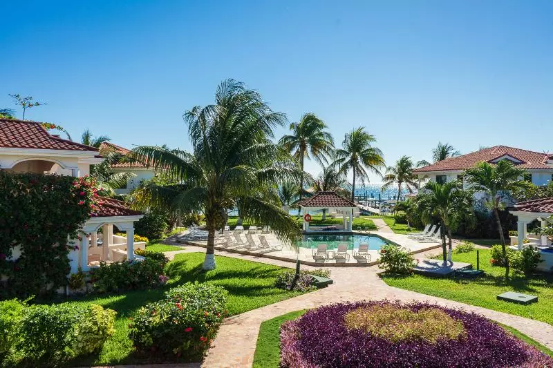 בית מלון כפרי Isla Bonita Yacht Club