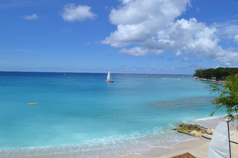 هتل Mango Bay All Inclusive