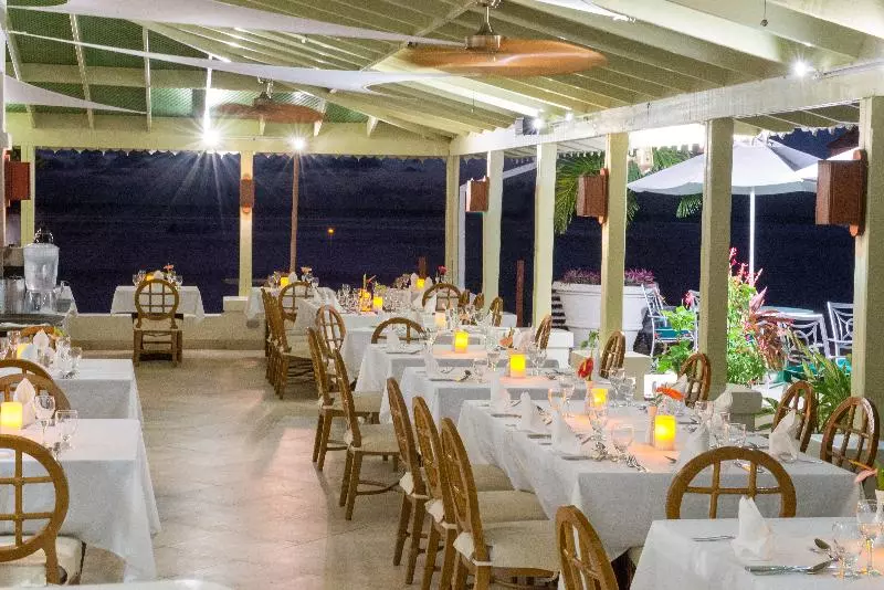 هتل Mango Bay All Inclusive