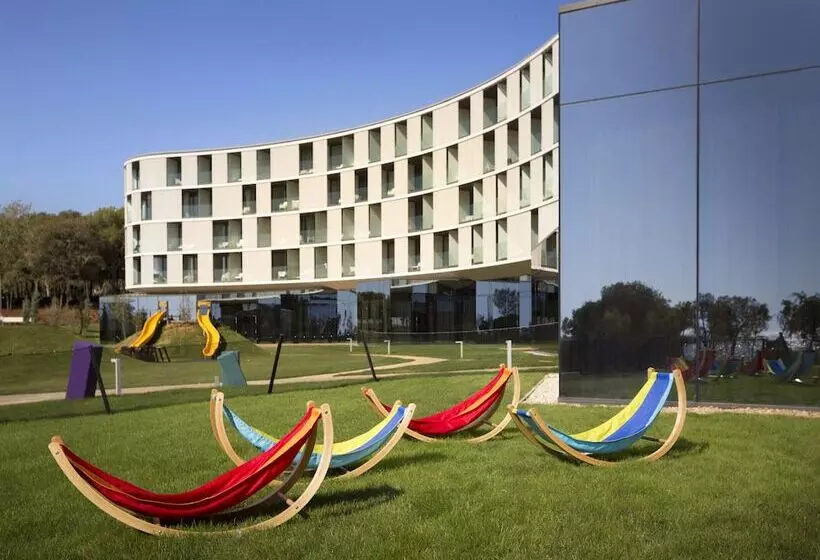 Maistra Select Family Hotel Amarin