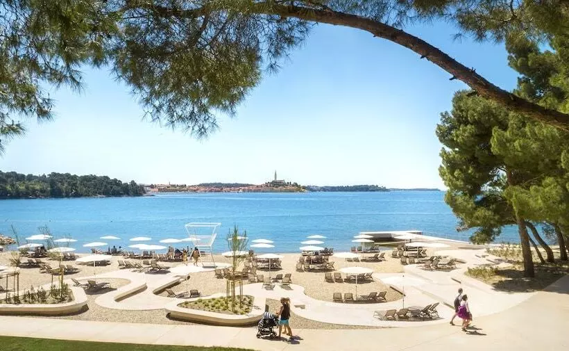 Maistra Select Family Hotel Amarin