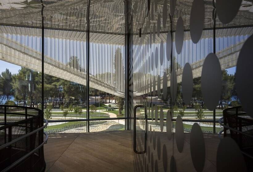 Maistra Select Family Hotel Amarin