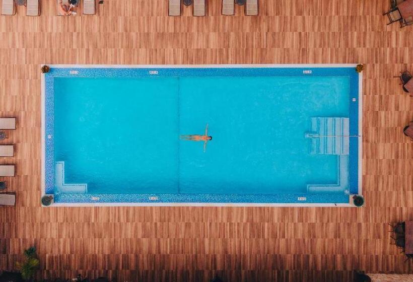 Manchebo Beach Resort And Spa