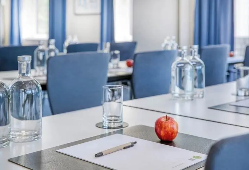 Freiburg City Center By Leonardo Hotels