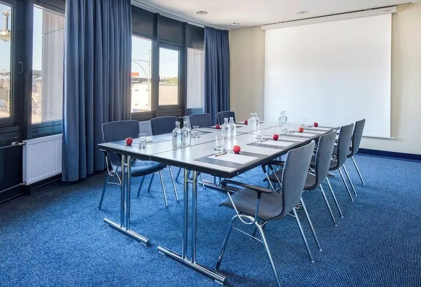 Freiburg City Center By Leonardo Hotels