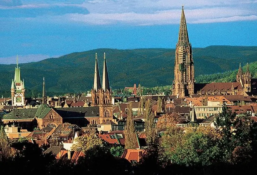 Freiburg City Center By Leonardo Hotels
