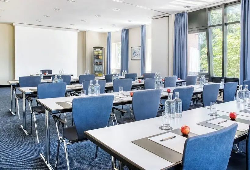 Freiburg City Center By Leonardo Hotels