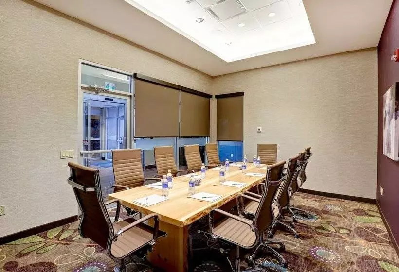 ホテル Holiday Inn   Mississauga Toronto West, An Ihg