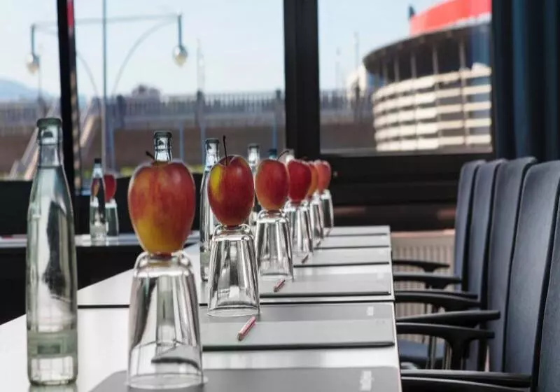 Intercityhotel Freiburg