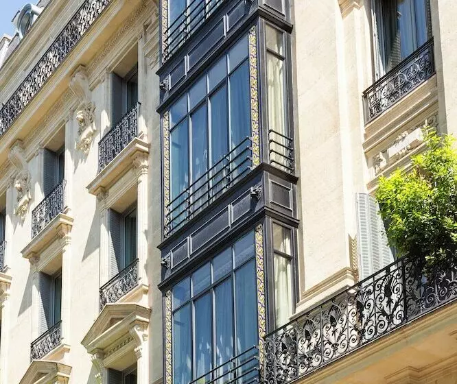 Hotel La Clef Tour Eiffel Paris By The Crest Collection