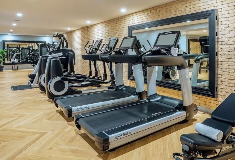 Hotel La Clef Tour Eiffel Paris By The Crest Collection