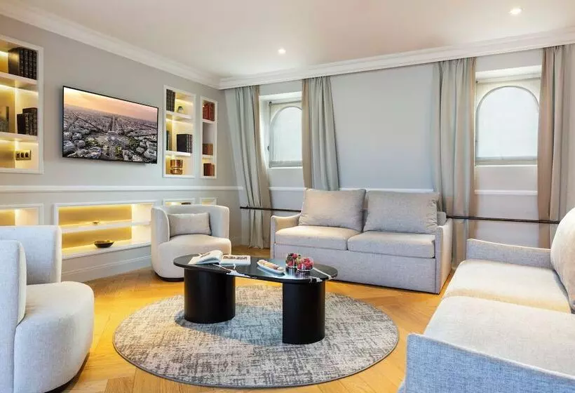 Hotel La Clef Tour Eiffel Paris By The Crest Collection