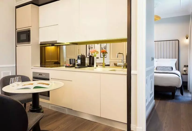 Hotel La Clef Tour Eiffel Paris By The Crest Collection