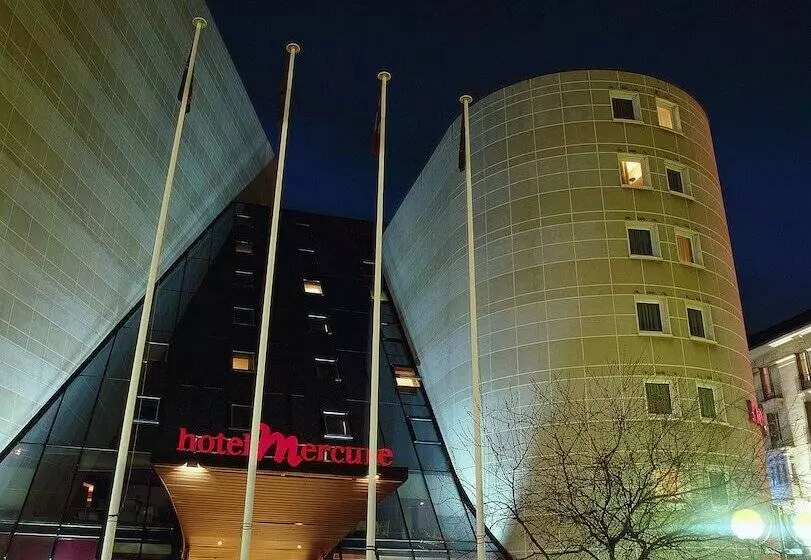Отель Mercure Chambery Centre