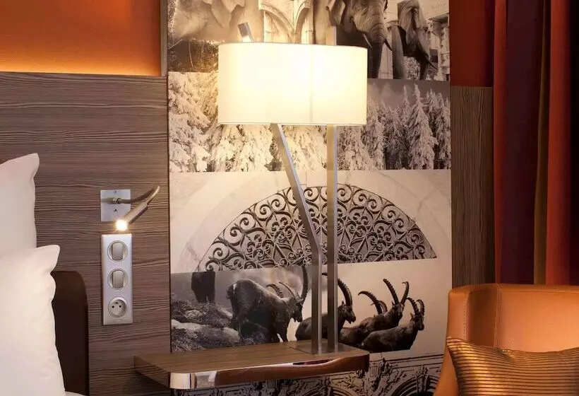 Отель Mercure Chambery Centre