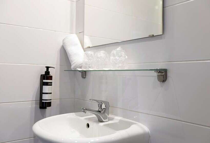 Hotel Quentin Arrive