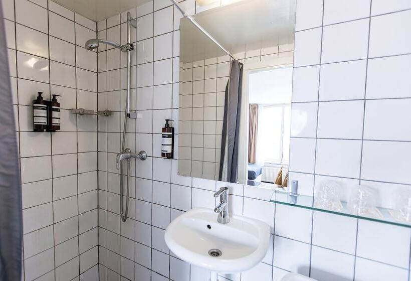 Hotel Quentin Arrive