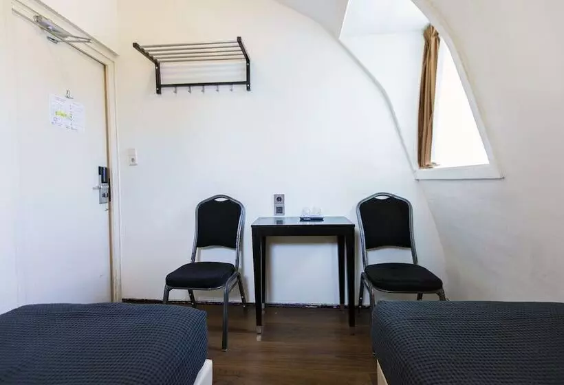 هتل Quentin Arrive