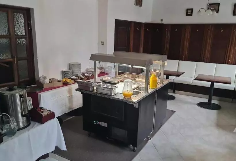 بنسيون Grand Vltavín