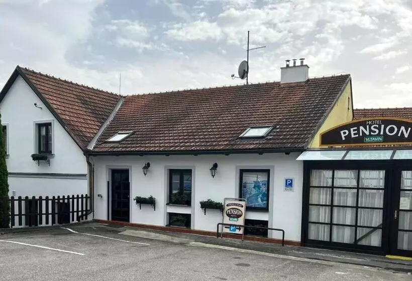 بنسيون Grand Vltavín