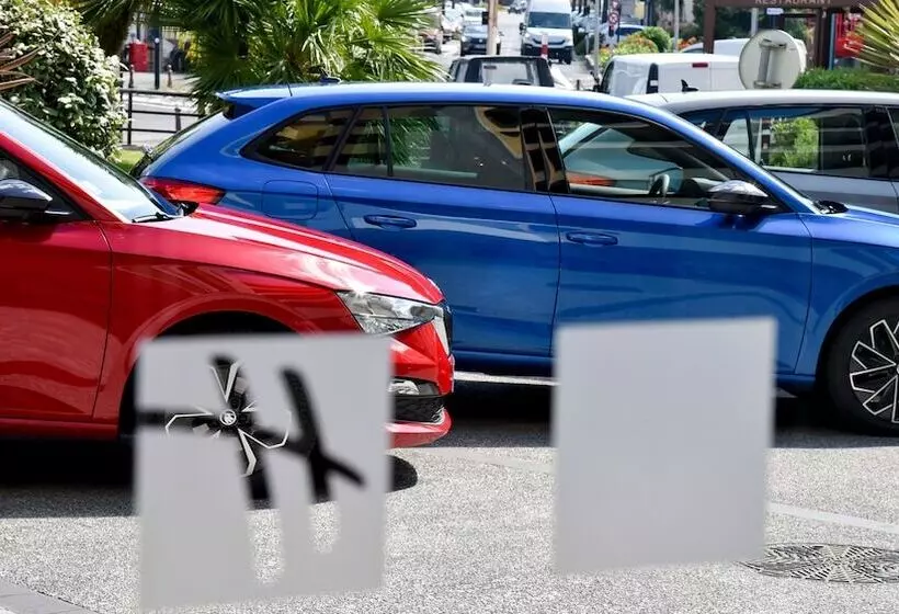 Resort Otel Holiday Inn Nice   Port St Laurent, An Ihg