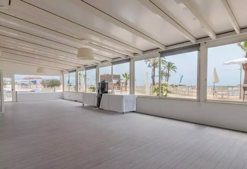 Resort Otel Holiday Inn Nice   Port St Laurent, An Ihg