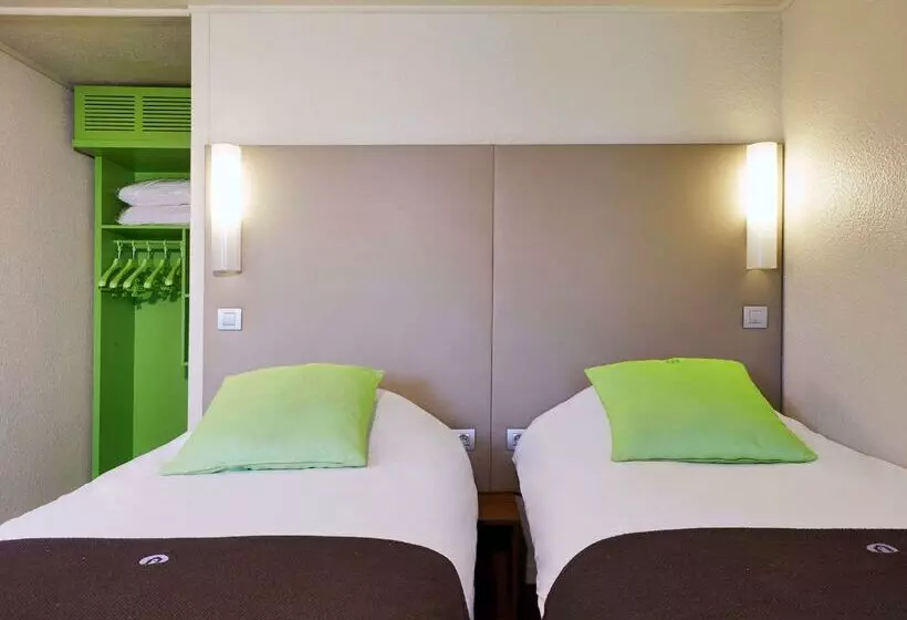 בית מלון כפרי Campanile Versailles Buc