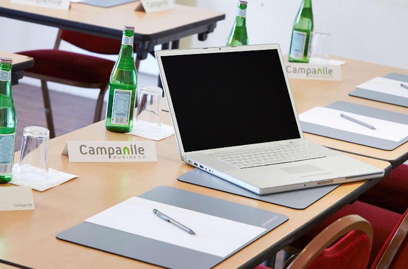 בית מלון כפרי Campanile Versailles Buc