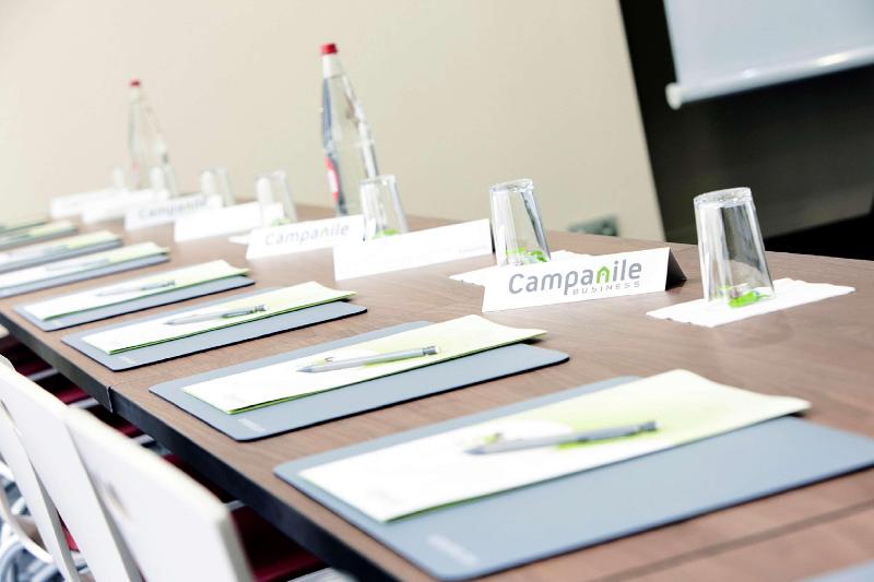 בית מלון כפרי Campanile Versailles Buc