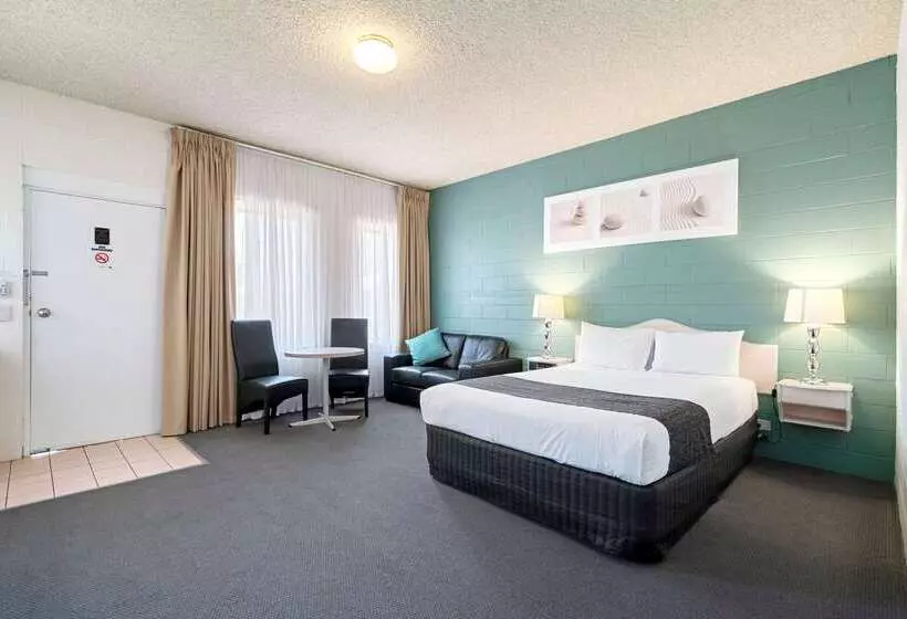 בית מלון כפרי Comfort Inn & Suites King Avenue