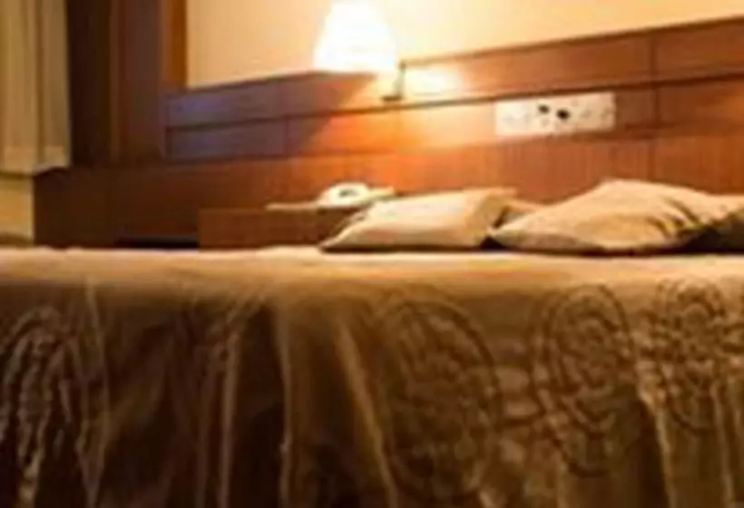 Отель Del Jardín