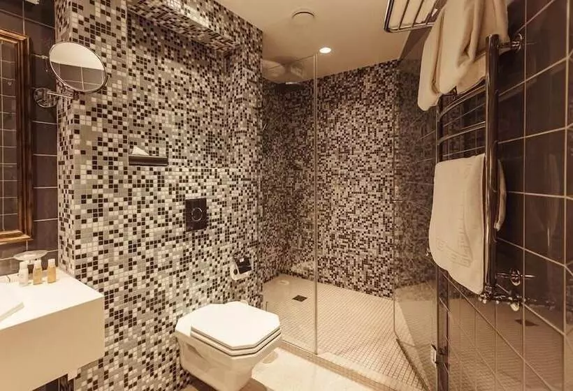 Metropole Hotel By Semarah