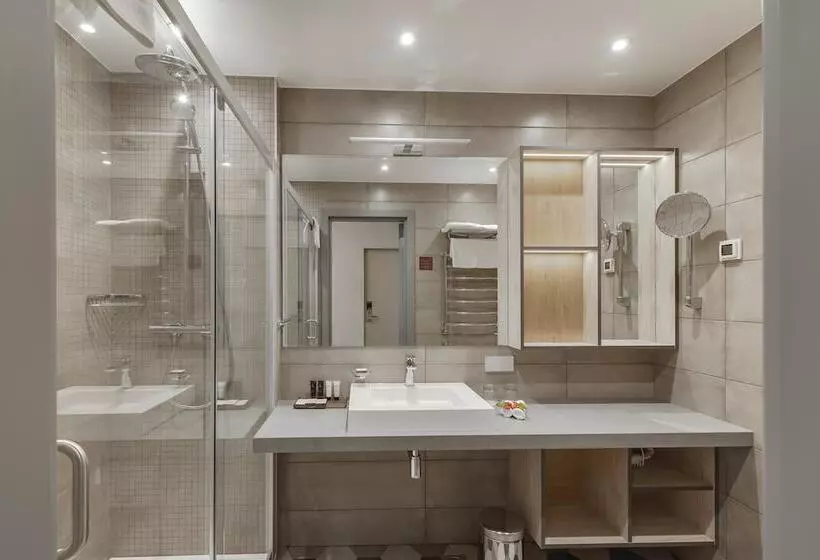 Metropole Hotel By Semarah