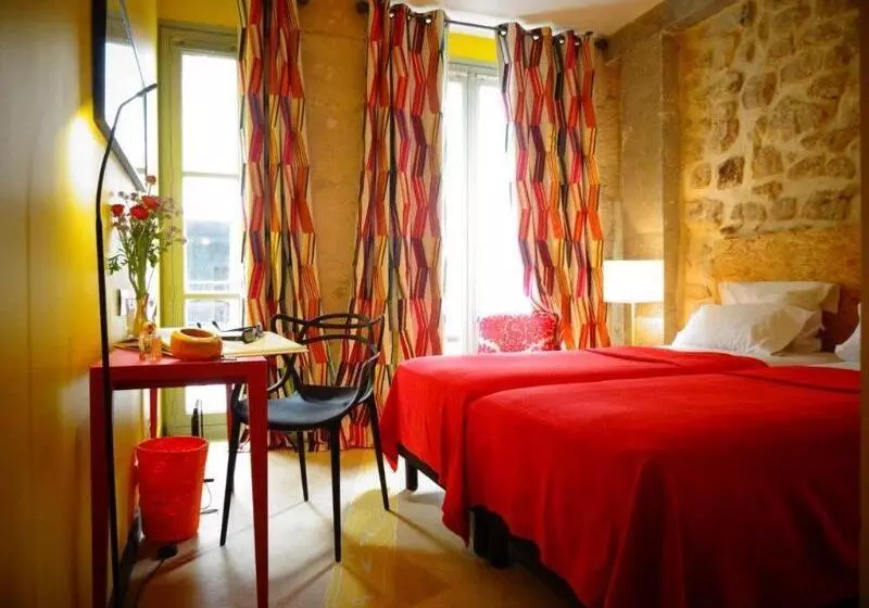 هتل Prince De Conti