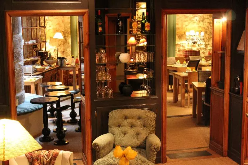 هتل Prince De Conti