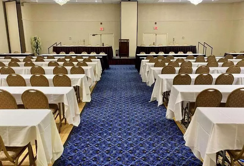 Radisson Hotel Philadelphia Northeast