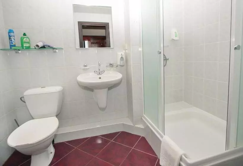 هتل Tauras Center