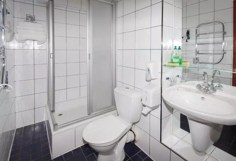 هتل Tauras Center