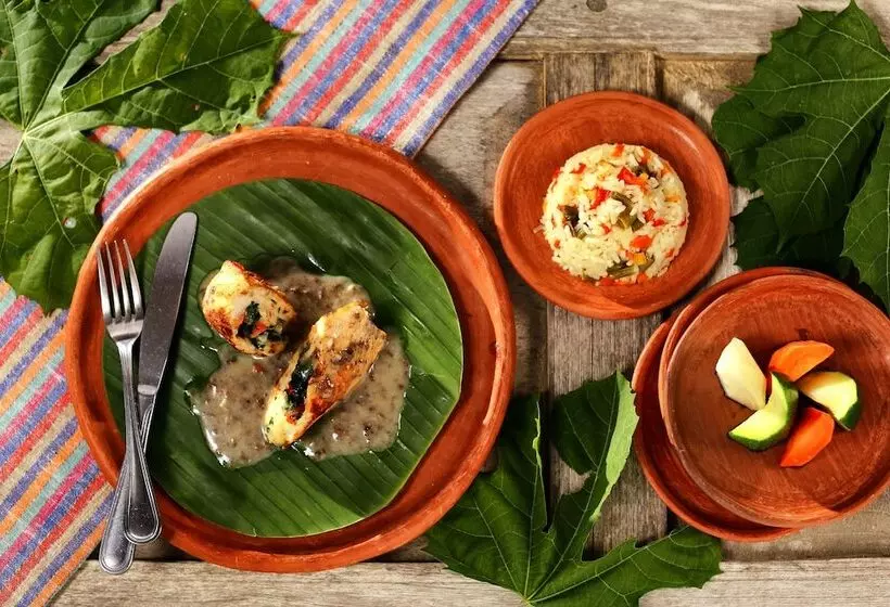 هتل Villa Maya